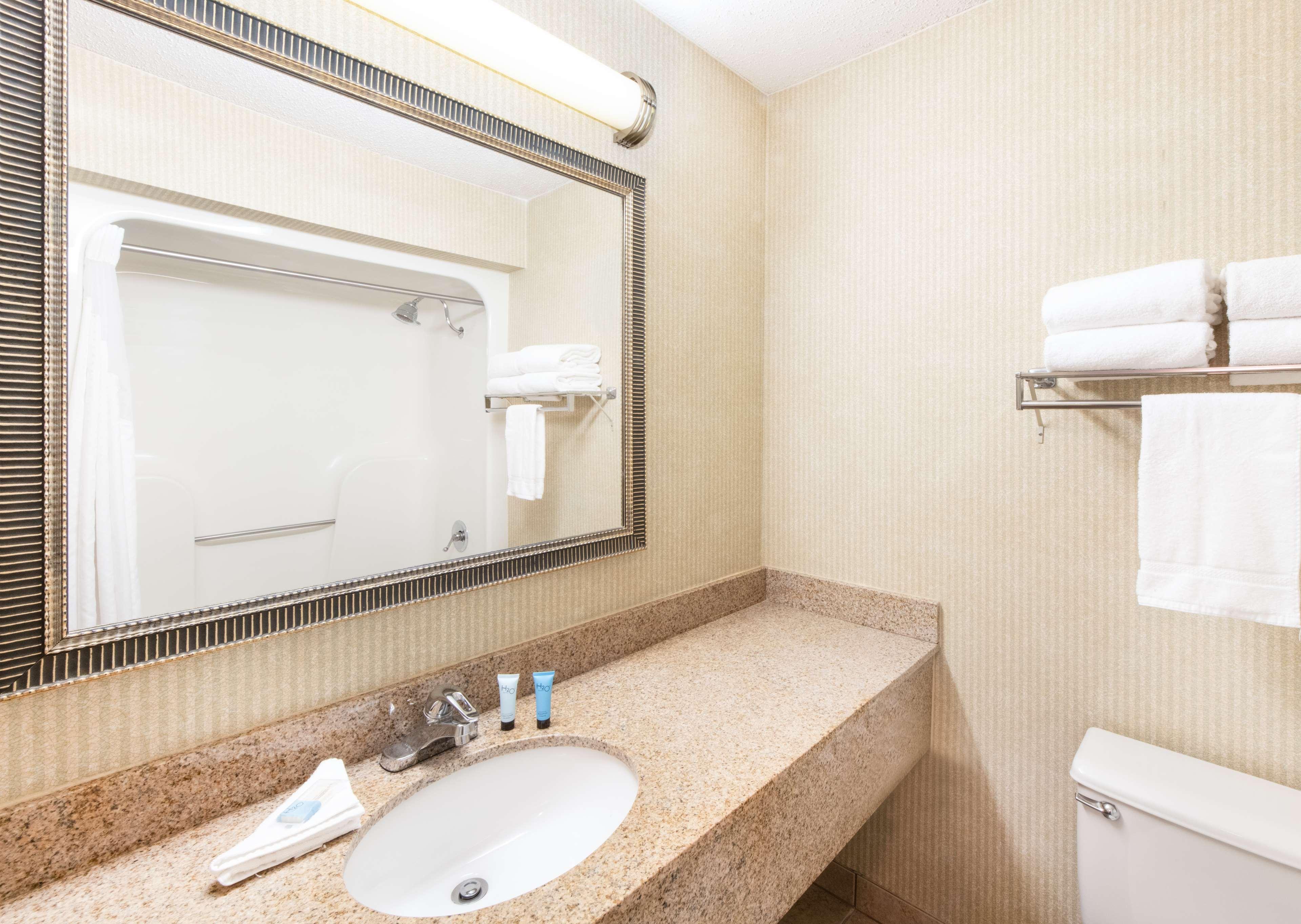 Aviator Hotel & Suites, BW Signature Collection Green Park Dış mekan fotoğraf